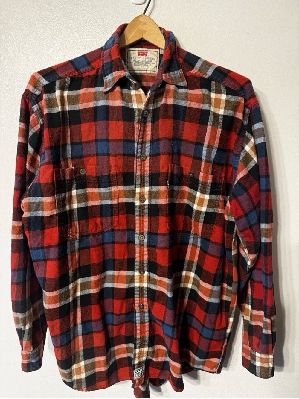 Levi’s Quality Clothing Plaid Flannel Shirt Men’s M 100% Cotton